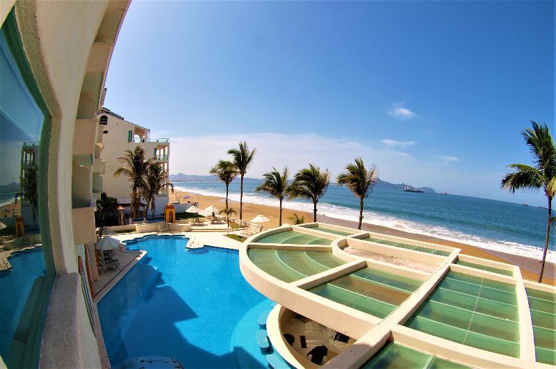 Camino Real Manzanillo Exterior foto